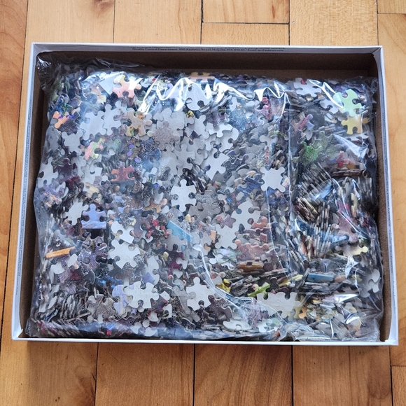 Thomas Kinkade French Riviera Café 2000 Piece Jigsaw Puzzle - Picture 7 of 7